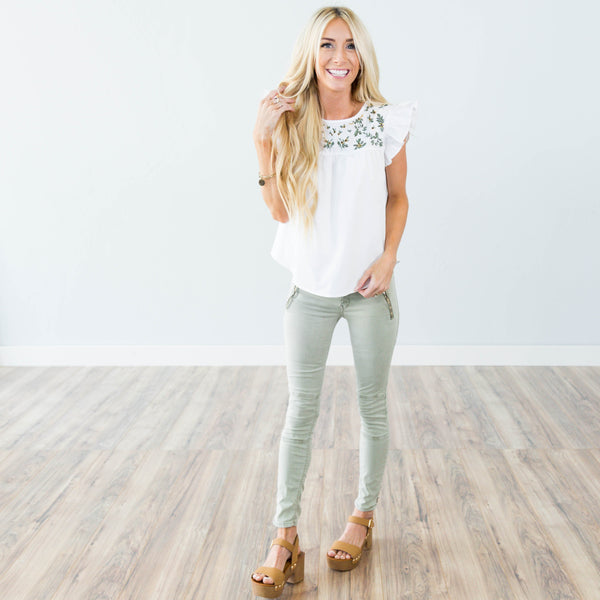 Saylor Embroidered Top in Ivory